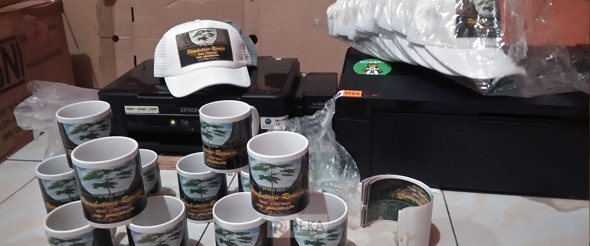 mug promosi dan topi custom