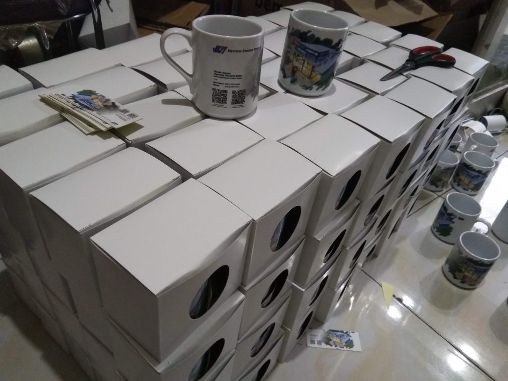 cetak mug sehari jadi lokasi tangerang